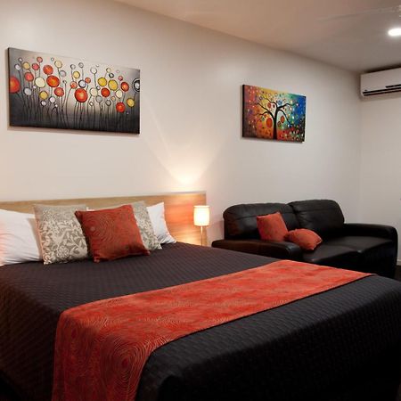 Abode37 Motel Емералд Номер фото